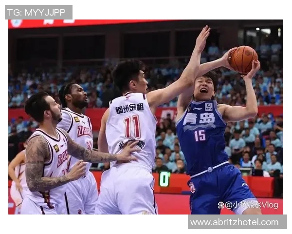 CBA广东与浙江激烈对抗引发冲突球迷与球员反应各异