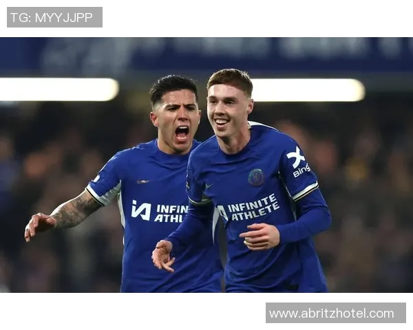 切尔西队内风波不断斯特林与恩佐训练场冲突引发关注