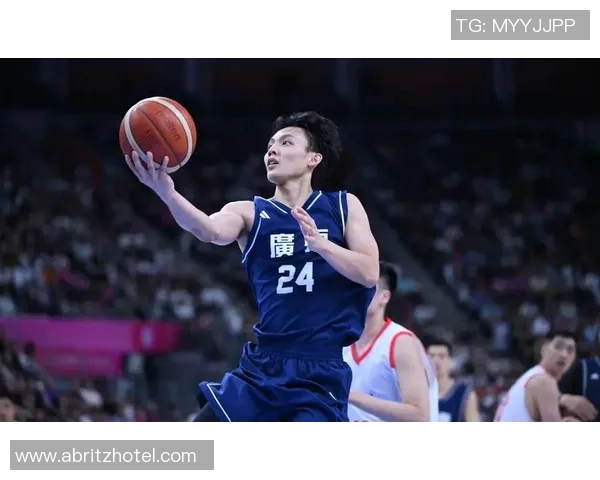 徐杰的篮球之路:从青涩少年到职业赛场的璀璨星光 徐杰的篮球之路:从青涩少年到职业赛场的璀璨星光