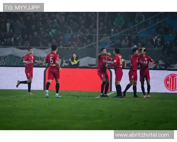 恒大与上港激战海外赛场争夺国际足球友谊赛桂冠 恒大与上港激战海外赛场争夺国际足球友谊赛桂冠