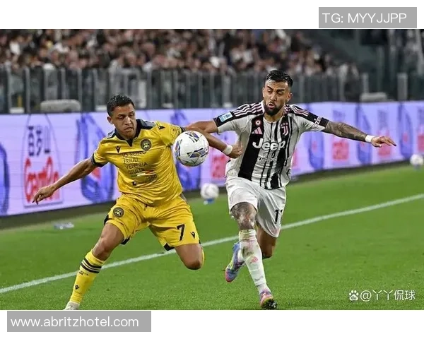 意甲焦点战莱切迎战乌迪内全力争胜展现球队实力 意甲焦点战莱切迎战乌迪内全力争胜展现球队实力