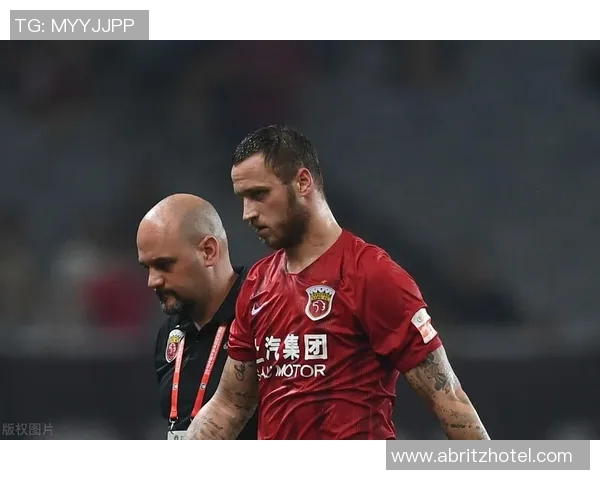 曼彻斯特城迎战亚特兰大强强对决引发球迷热议与期待